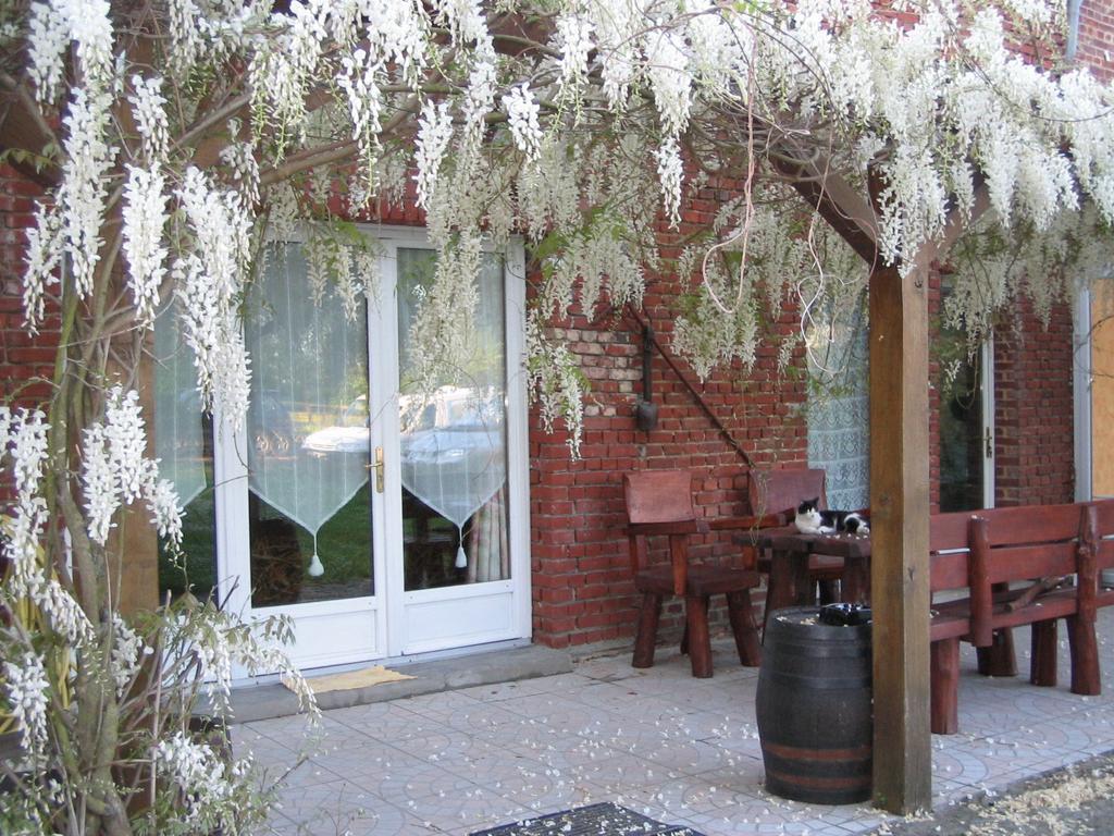 Romeries Chambre D'Hotes La Chaiserie المظهر الخارجي الصورة